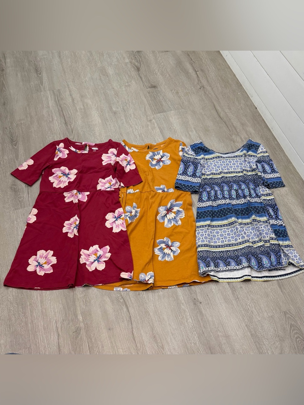 Old Navy Bundle Burgundy, Mustard & Blue Floral Patterned Girls Dresses Size 6